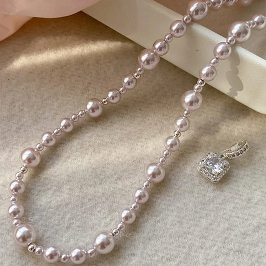 New Manta Rose Pearl Necklace Summer Women High-end Light Luxury Simple Sugar Cube Zircon Pendant Collarbone Chain