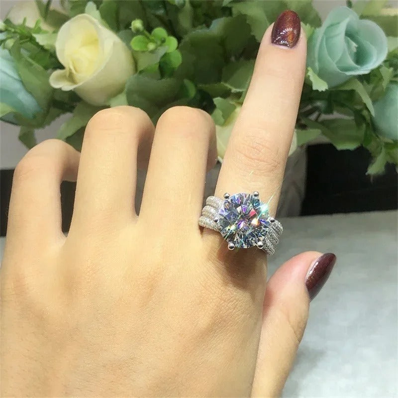 Modern Women's Wedding Rings Brilliant Crystal Cubic Zirconia High-quality Silver Color Female Ring Engagement Jewelry